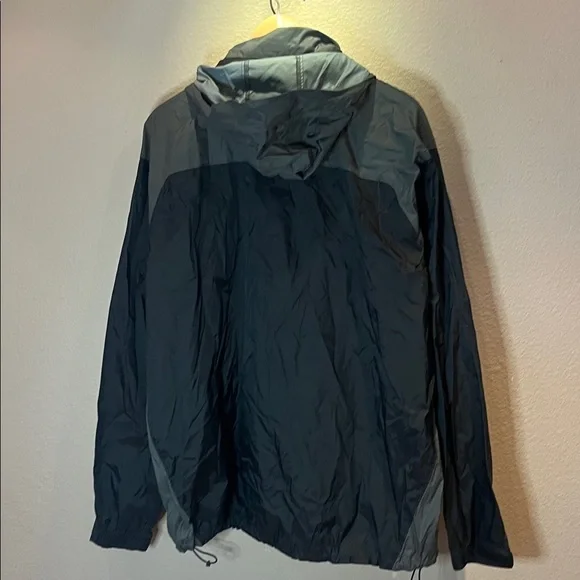 Columbia Men’s Packable Rain Jacket OmniShield Size XL black and gray - Picture 7 of 11